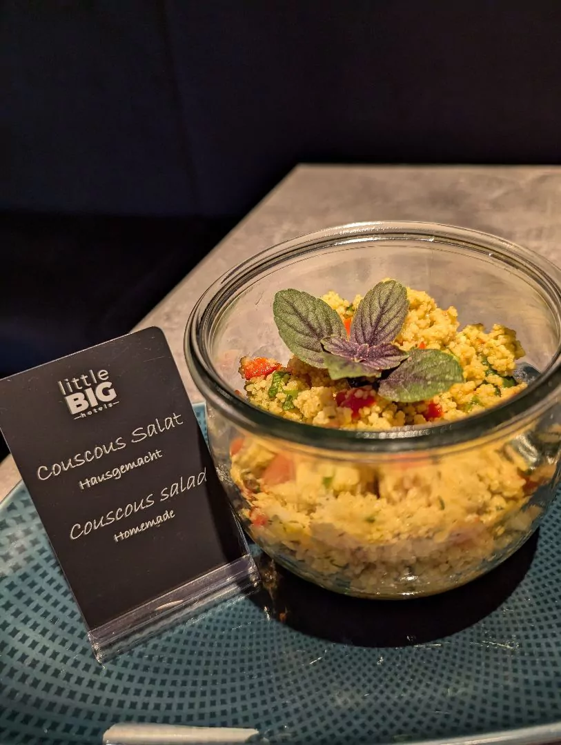 Erfrischender Couscous Salat